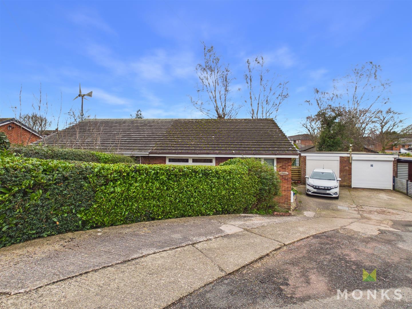 18 Meadow Close, Oswestry, SY11 2EB For Sale